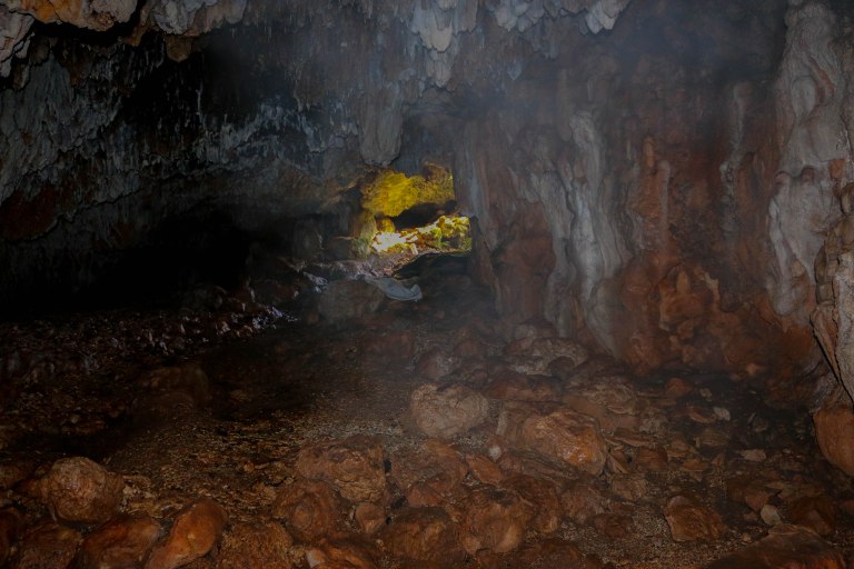 die Höhle | mybeastgoeseast