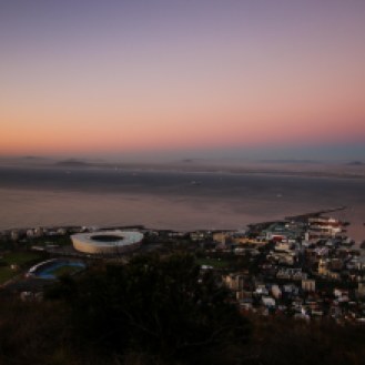 Kapstadt by night von Signal Hill